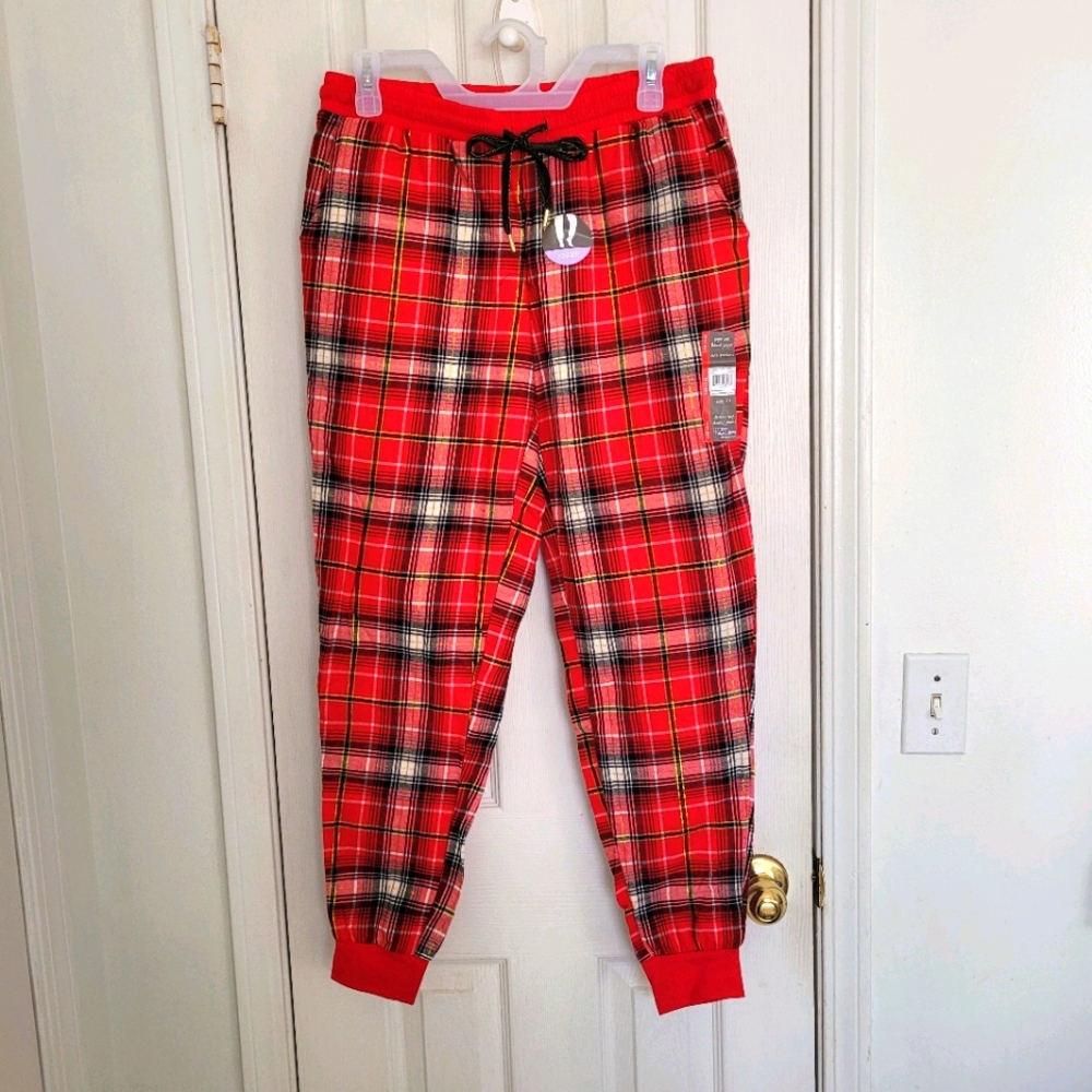 Secret Treasures Ladies flannel joggers